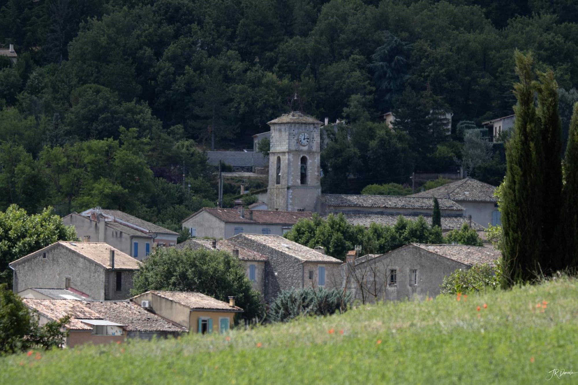 Studio Dans Le Luberon Céreste Exterior foto